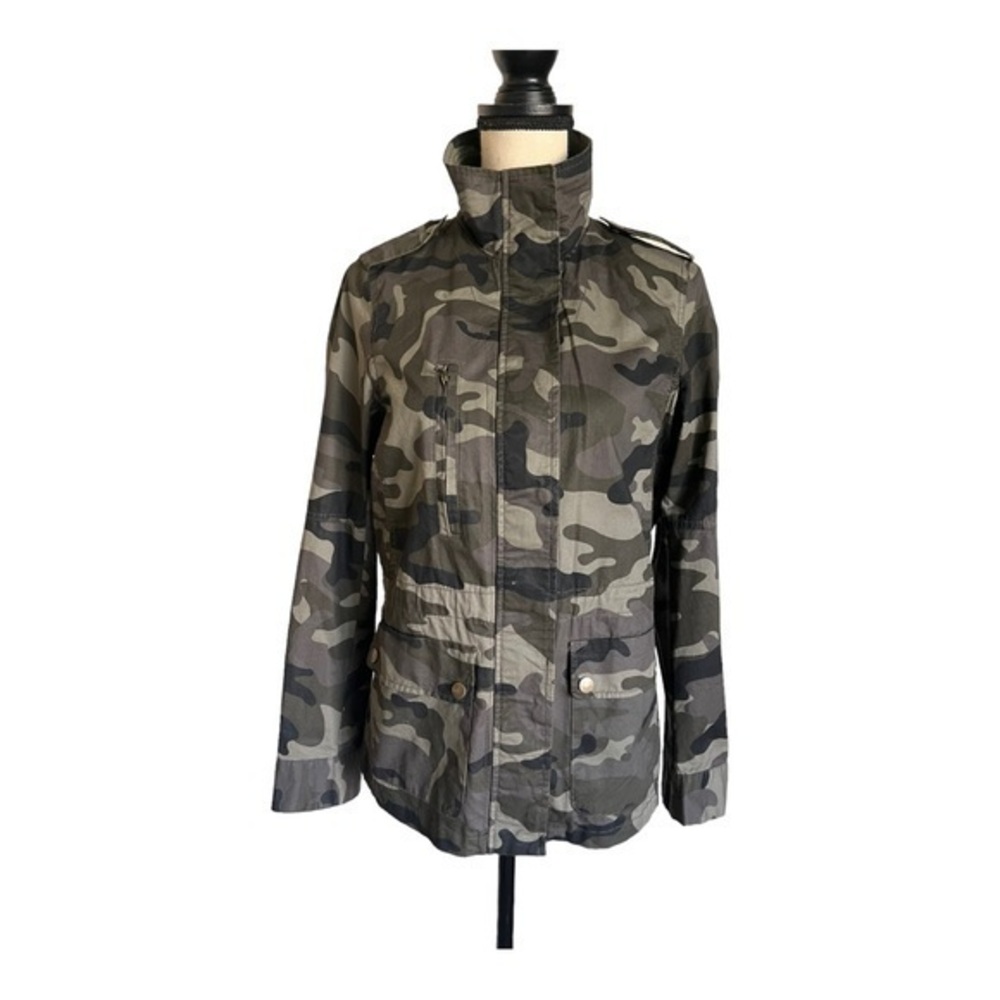 Love Tree Camouflage  Utility Jacket Size M